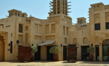 Dubai: Guided City Walking Tour to Spice and Gold Souk